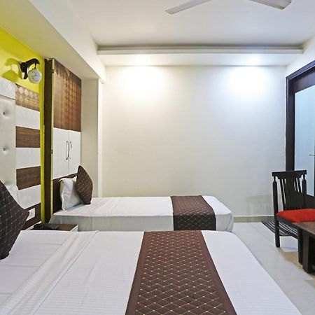 Hotel Star Inn-Near Delhi Airport Yeni Delhi Dış mekan fotoğraf