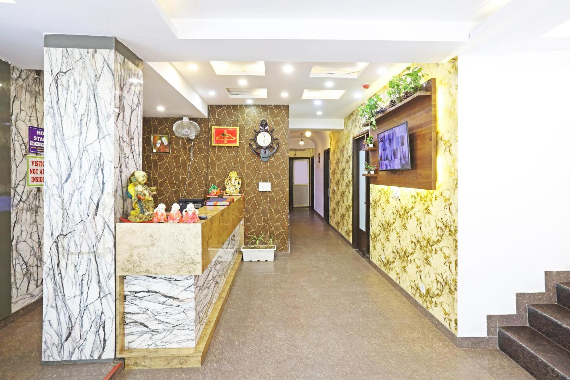 Hotel Star Inn-Near Delhi Airport Yeni Delhi Dış mekan fotoğraf