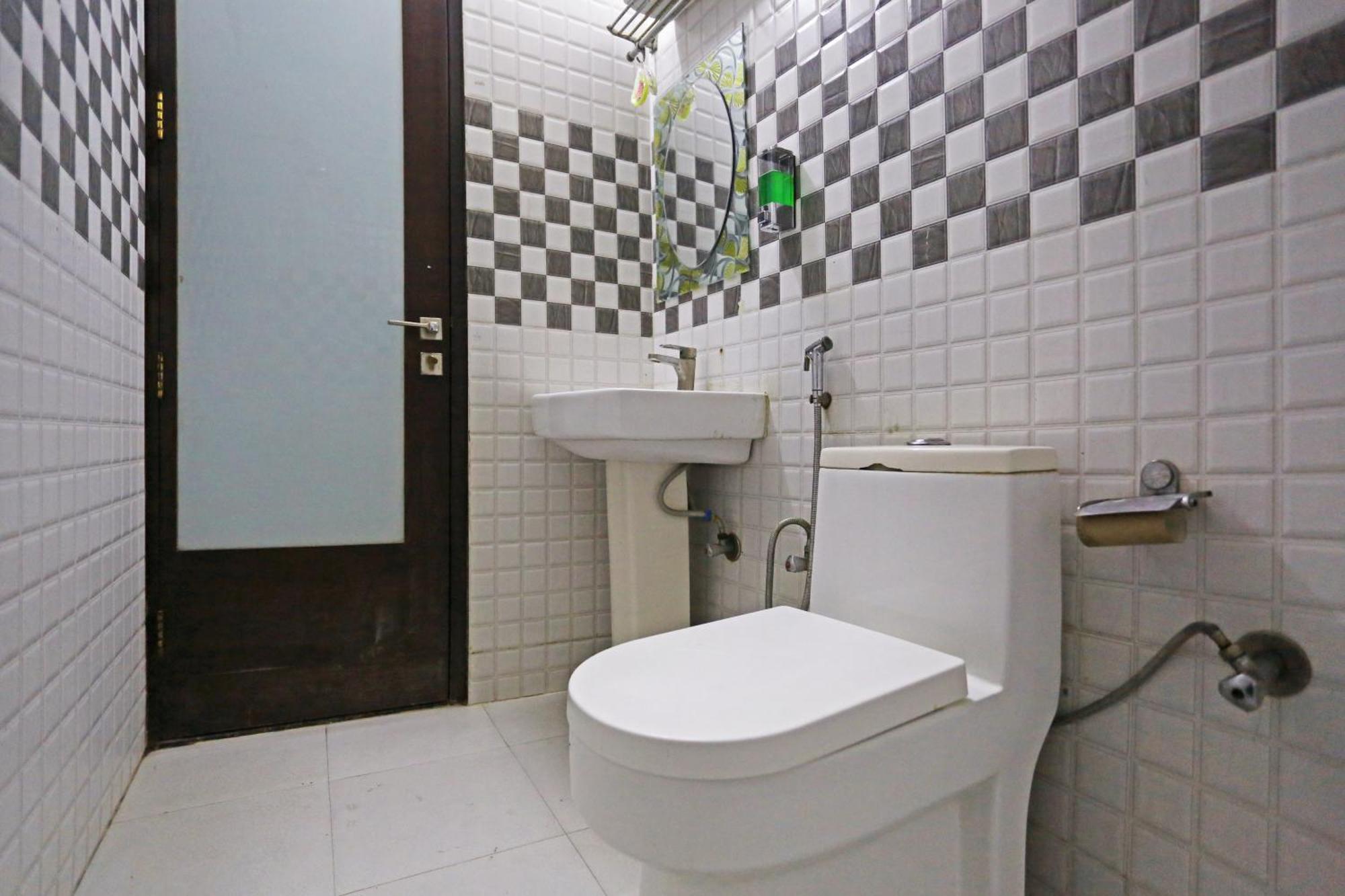 Hotel Star Inn-Near Delhi Airport Yeni Delhi Dış mekan fotoğraf