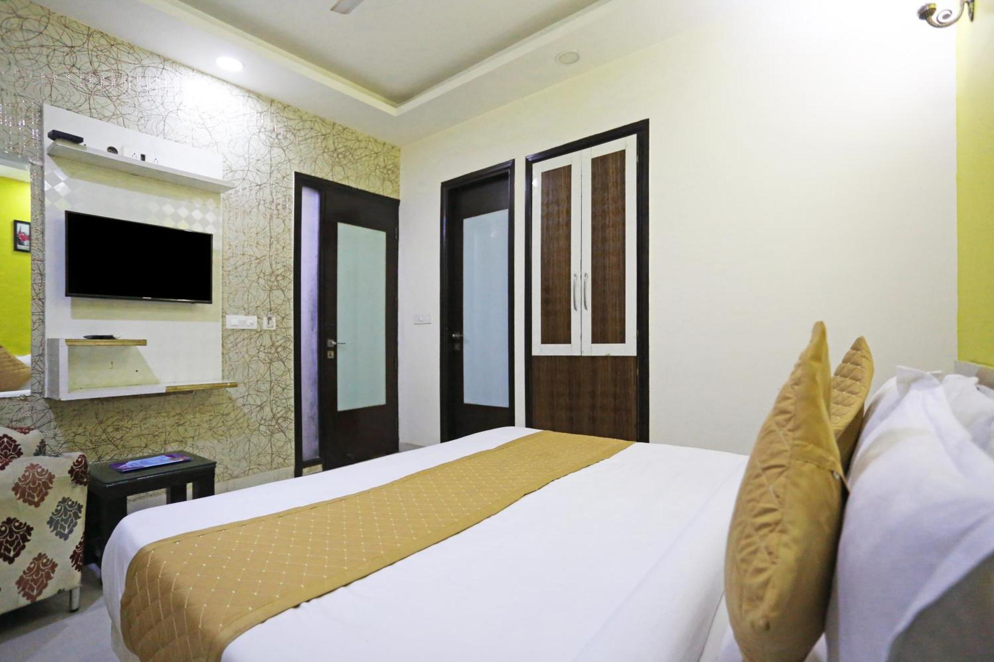 Hotel Star Inn-Near Delhi Airport Yeni Delhi Dış mekan fotoğraf